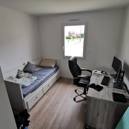 Maison 5 Places Proche Circuit 24 بيت للعطل *